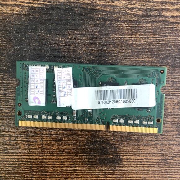 Samsung Laptop RAM 4GB(2GB×2)  - Picture 2 of 2
